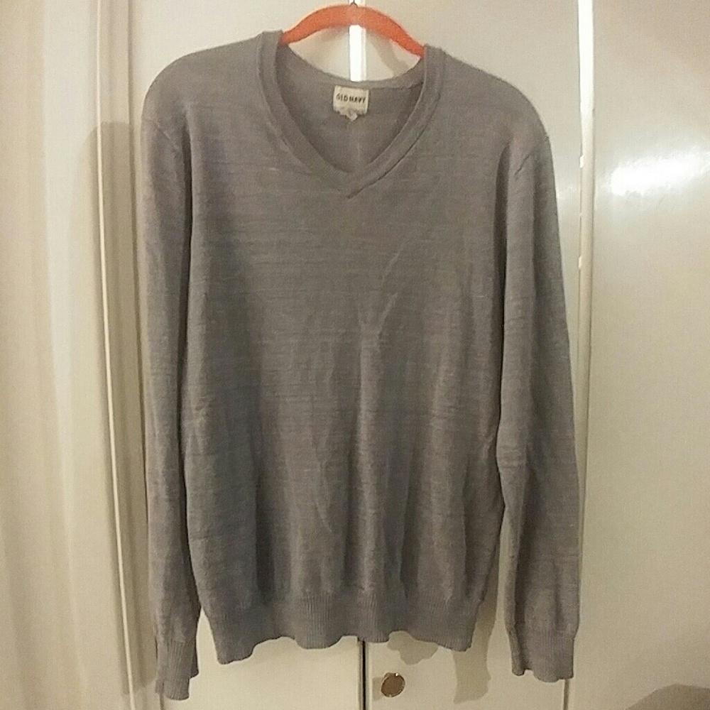 Old Navy blue-gray v-neck sweater